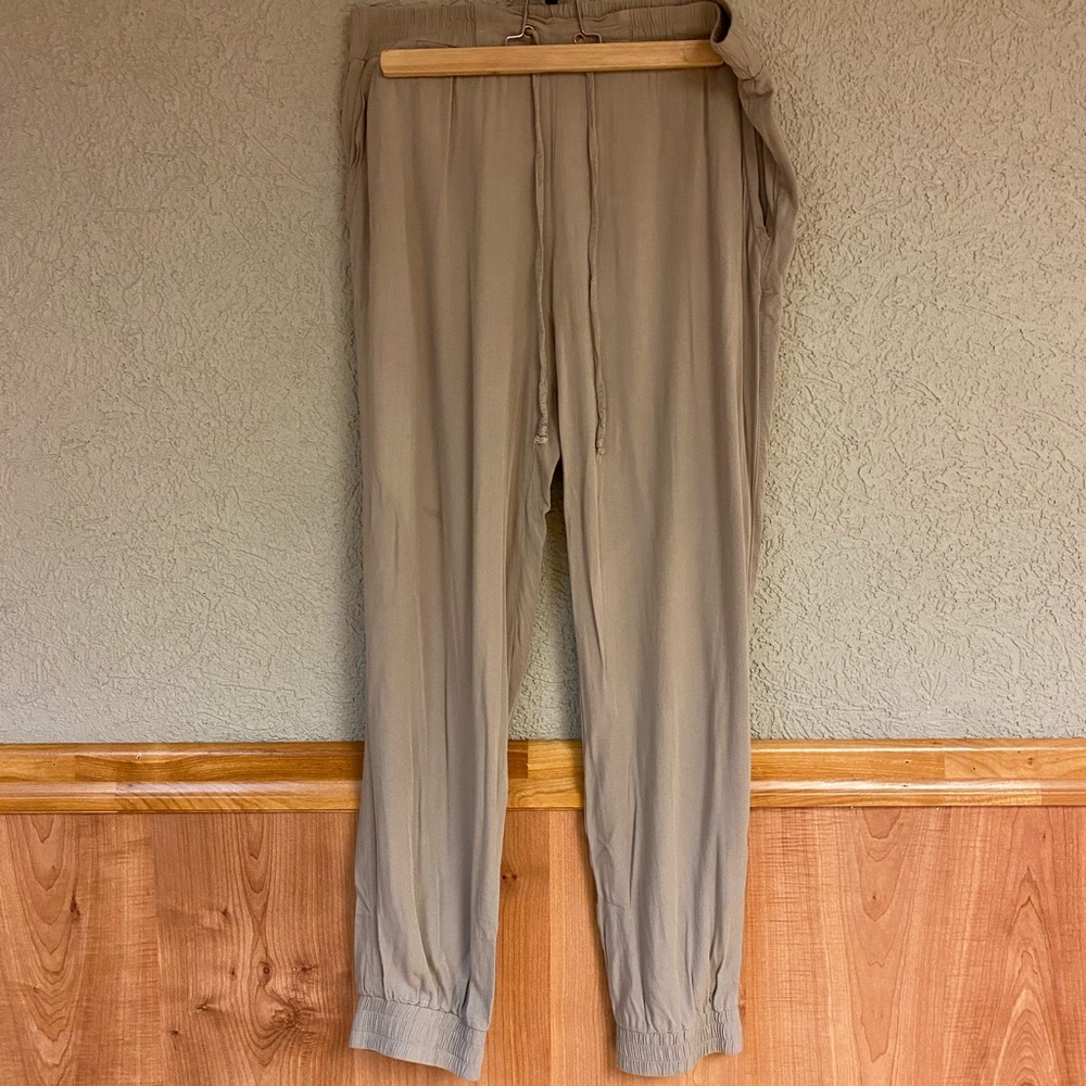 Casual pants/dress pants